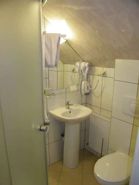 Hotel Restauracja Tawerna Gliwice Oda fotoğraf