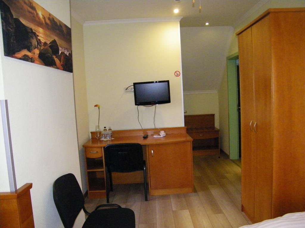 Hotel Restauracja Tawerna Gliwice Oda fotoğraf