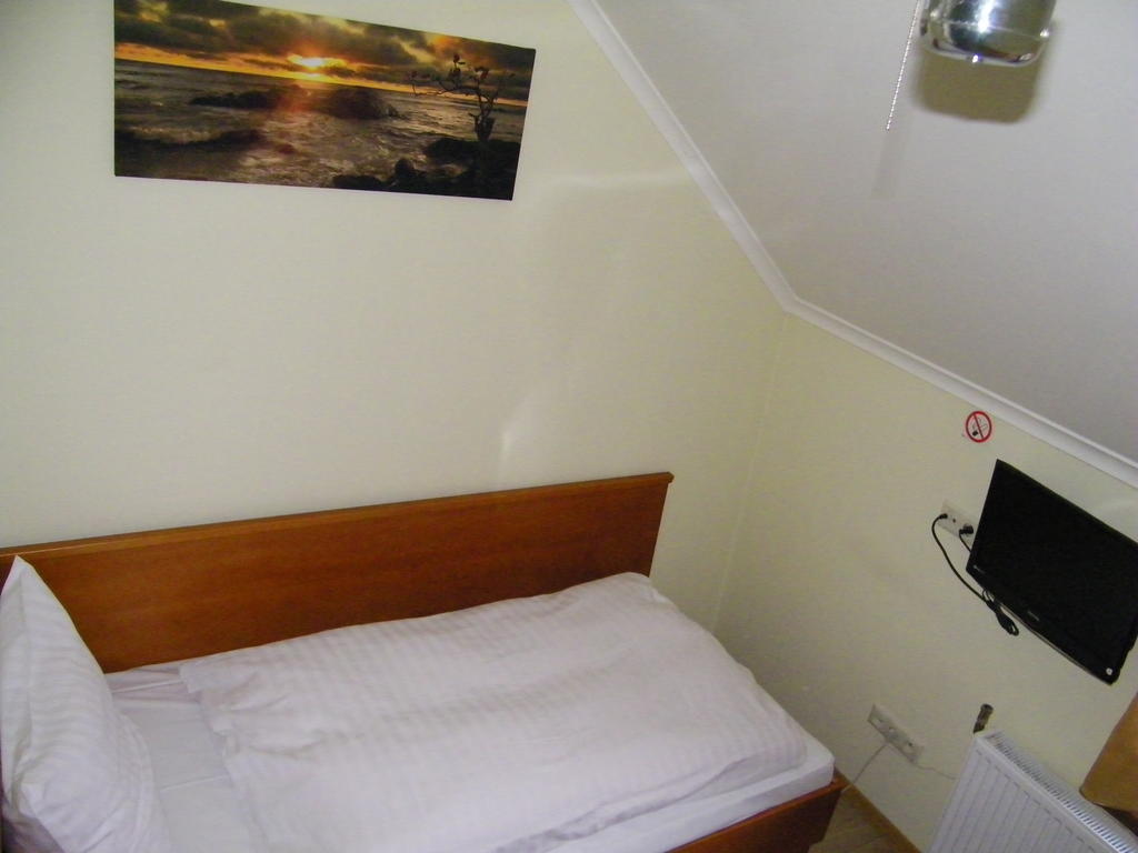 Hotel Restauracja Tawerna Gliwice Oda fotoğraf
