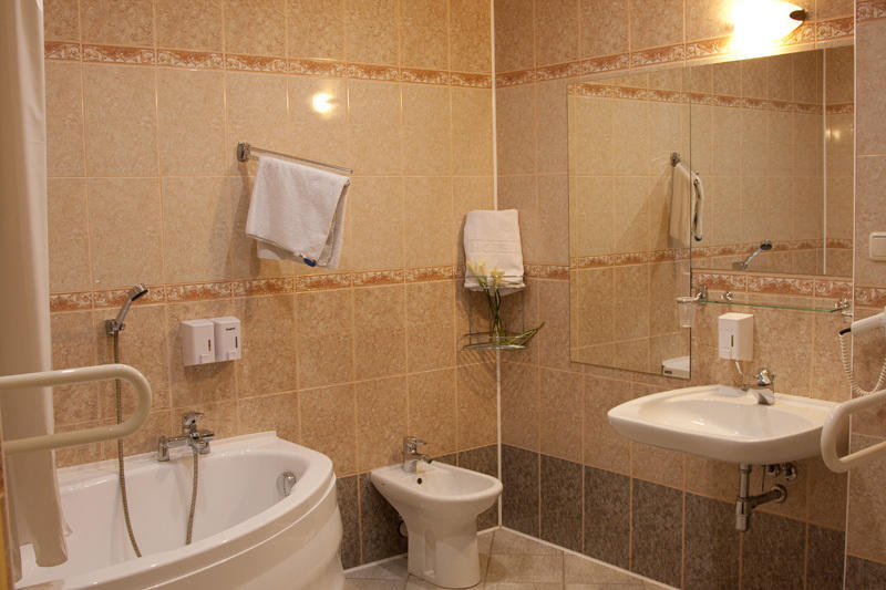 Hotel Restauracja Tawerna Gliwice Dış mekan fotoğraf