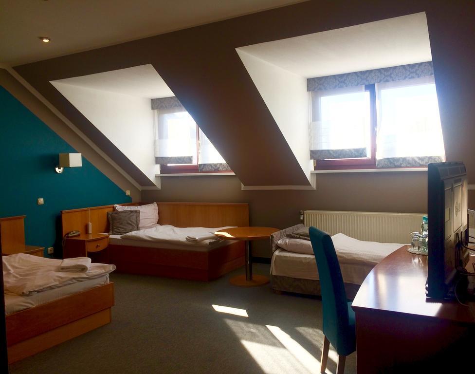 Hotel Restauracja Tawerna Gliwice Dış mekan fotoğraf